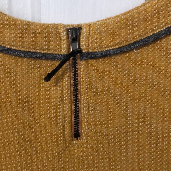 Ruffle Short Sleeve Top - Picture 4 of 5